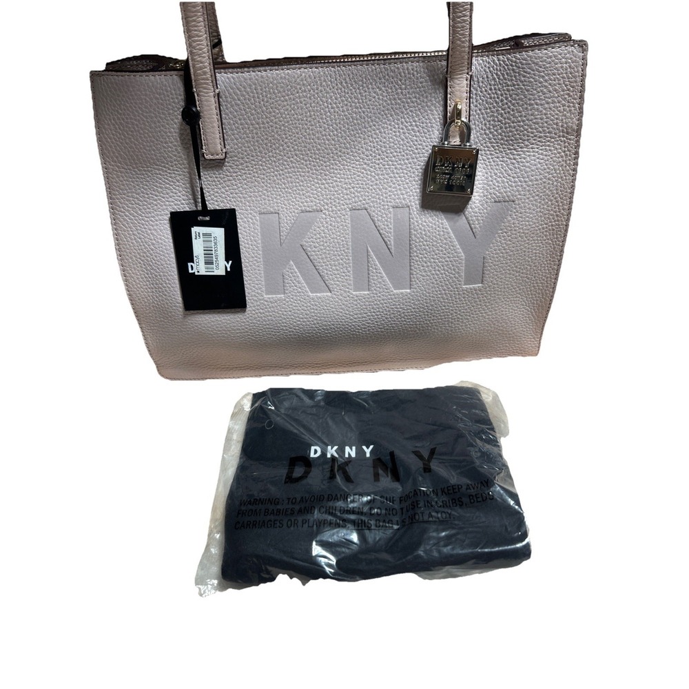 DKNY Commuter Medium Pebble Leather Logo Pink Tote Bag Charm Signature Lock New‎